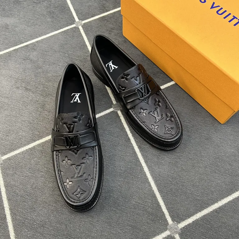 Louis Vuitton Shoe 